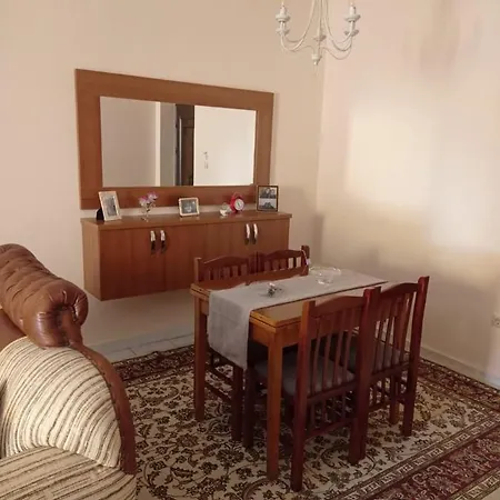Apartment Port Side - 2br - Center Location Sarandë